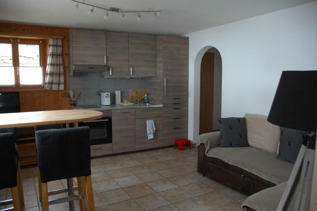 Sertig Ferienwohnung دافوس المظهر الخارجي الصورة